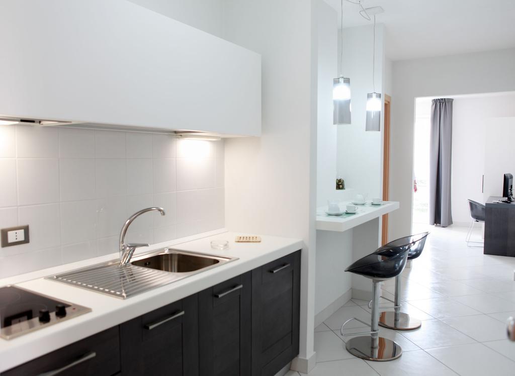 Brezza Di Grecale Aparthotel Trapani Phòng bức ảnh